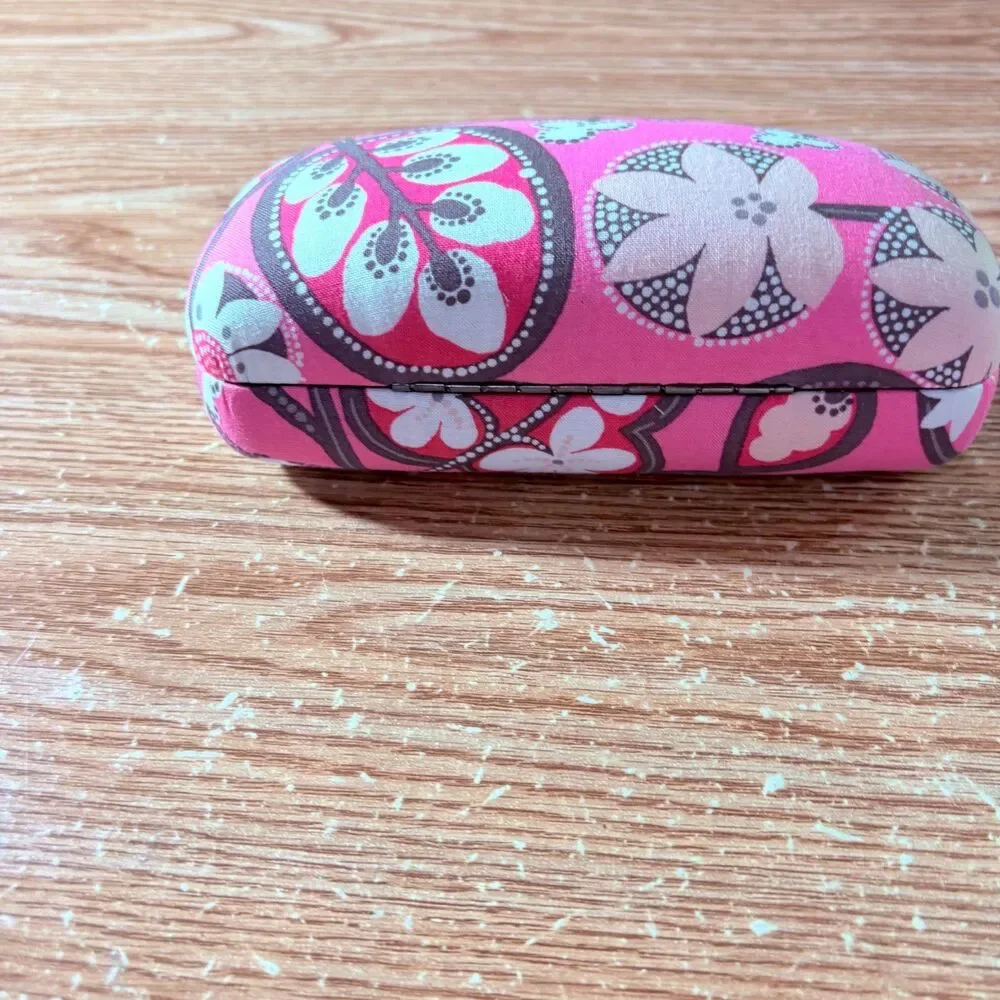 Retired Vera Bradley Hard Eyeglass Clam Case Blush Pink Pattern large